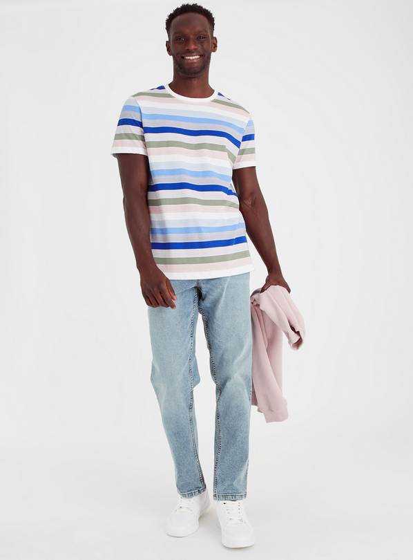 Light wash outlet tapered jeans